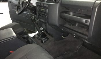 Land Rover DEFENDER 90 TD4 S.W. “E” N1 AUTOCAR 2014 completo