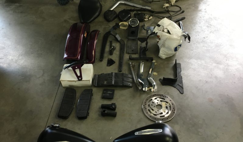 HARLEY DAVIDSON FXSTS-T BAD BOY “BOBBER” completo