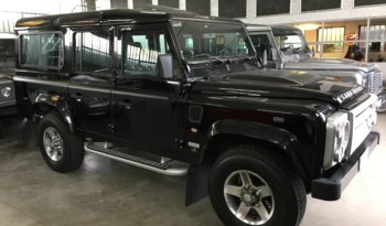 LAND ROVER DEFENDER 110 TD4 SVX 60TH ANNIVERSARY completo