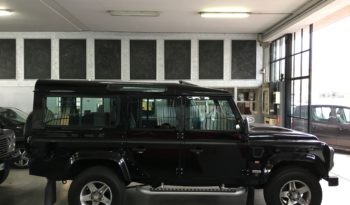 LAND ROVER DEFENDER 110 TD4 SVX 60TH ANNIVERSARY completo