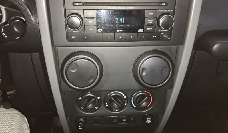 JEEP WRANGLER 2.8 CRD SPORT completo