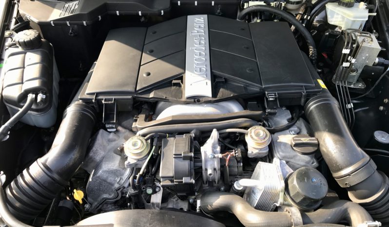 MERCEDES G500 V8 CORTA completo