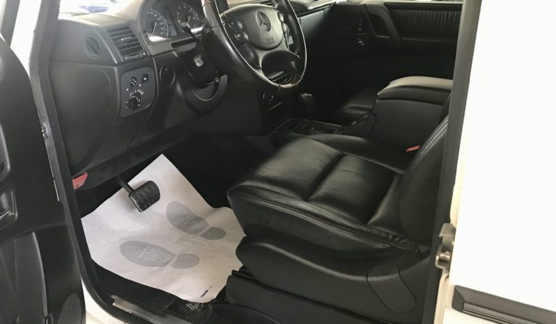 MERCEDES G500 V8 CORTA completo