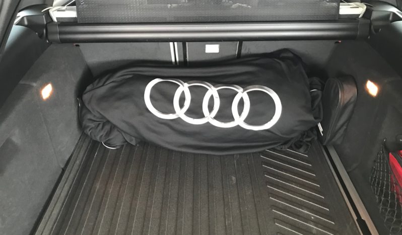 AUDI RS4 AVANT completo