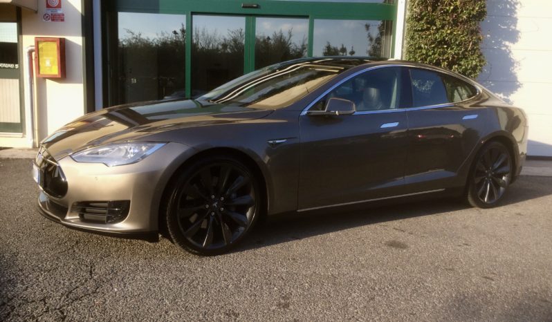 TESLA MODEL S 85D completo