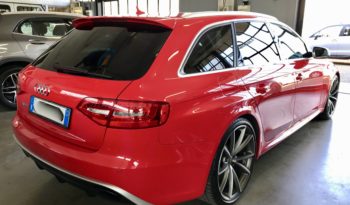 AUDI RS4 AVANT completo