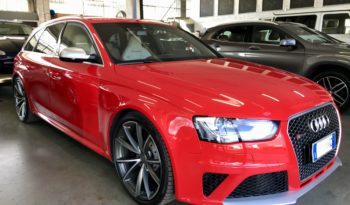 AUDI RS4 AVANT completo