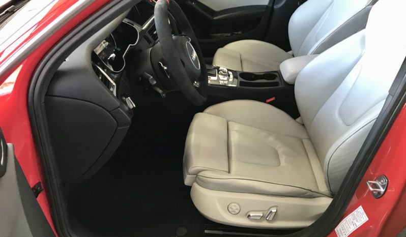 AUDI RS4 AVANT completo
