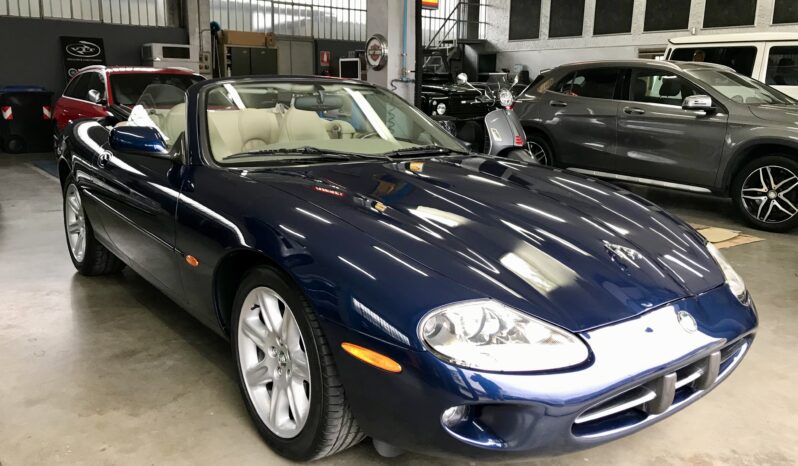 JAGUAR XK8 CONVERTIBILE completo