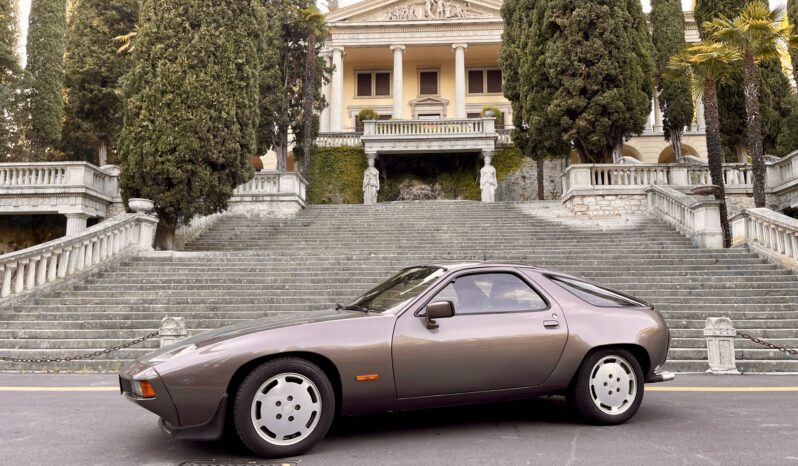 PORSCHE 928 completo