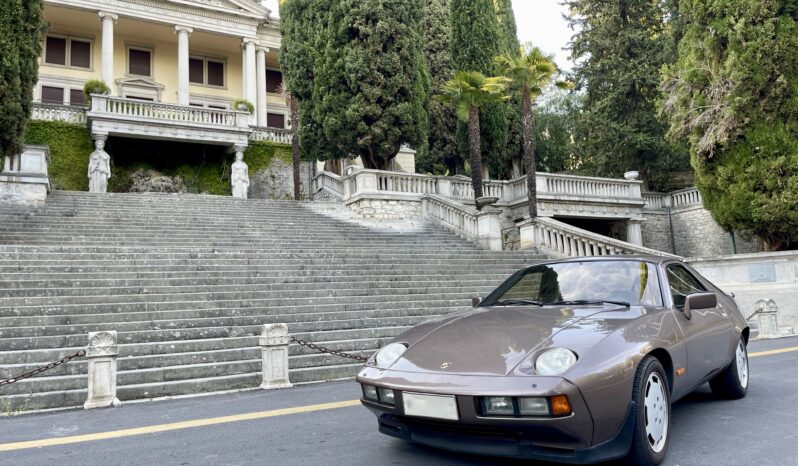 PORSCHE 928 completo