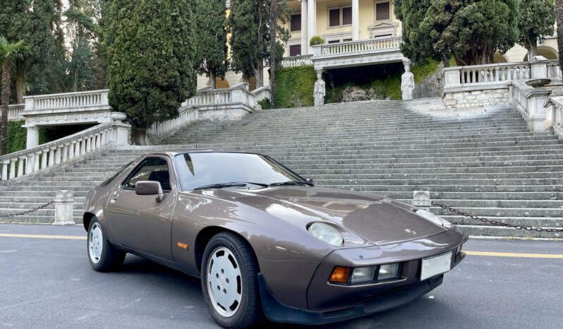 PORSCHE 928 completo