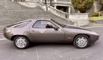 PORSCHE 928 completo