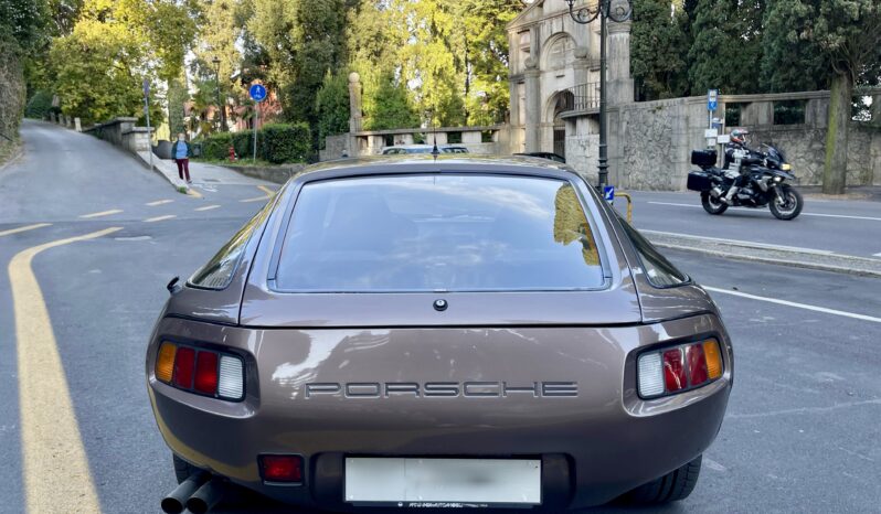 PORSCHE 928 completo