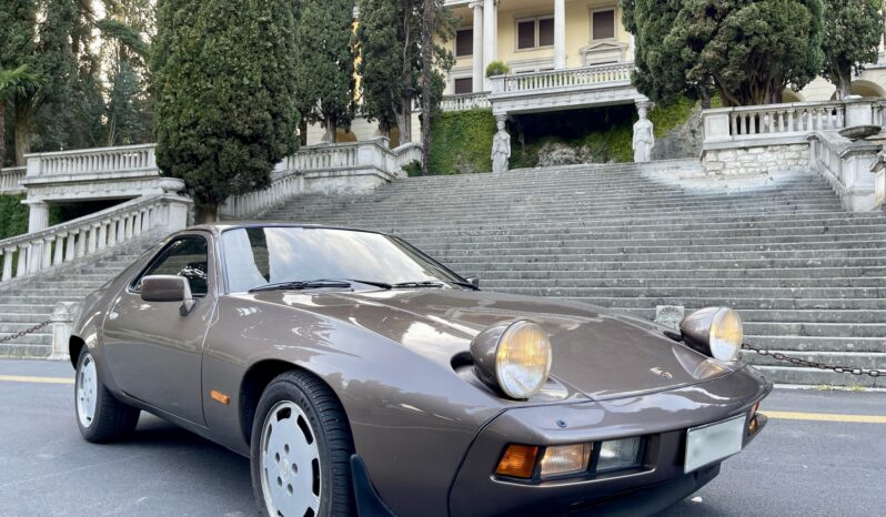 PORSCHE 928 completo