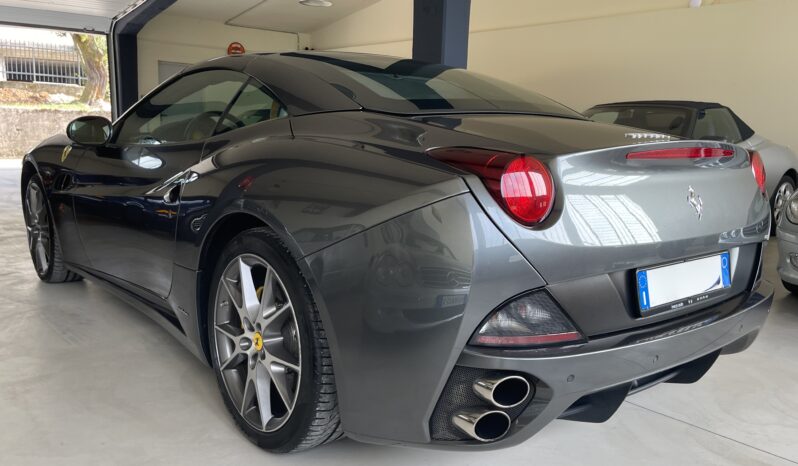 FERRARI CALIFORNIA 4.3 DCT completo